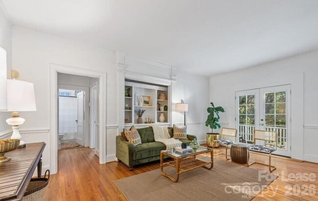 Photo - 118 Altondale Ave Unit 3