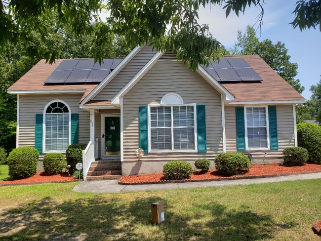 Photo - 239 Bradstone Rd