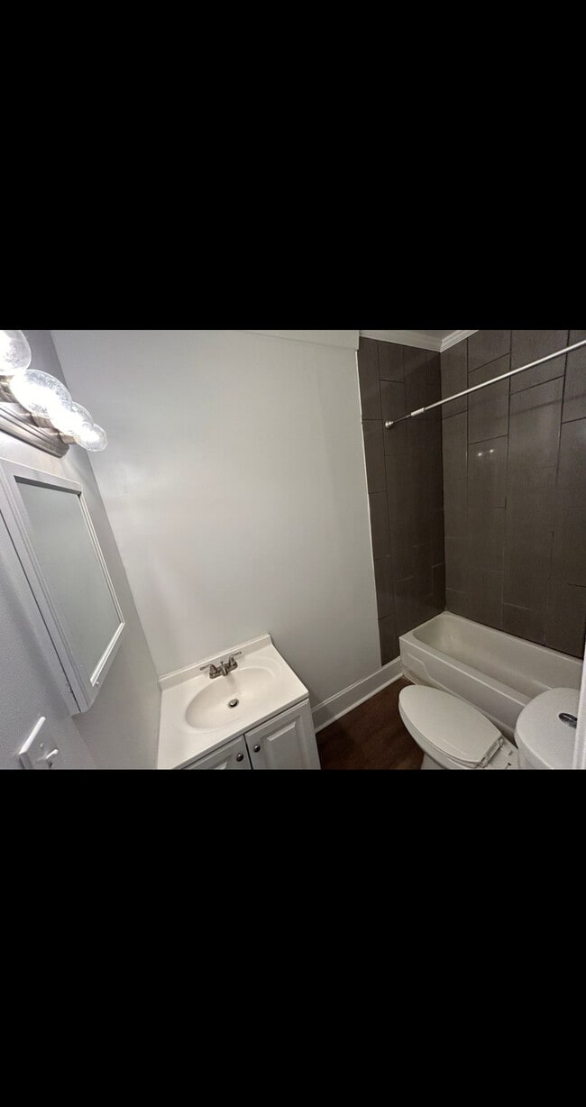 651 Garson Ave Unidad 651 Garson Ave Unit 1