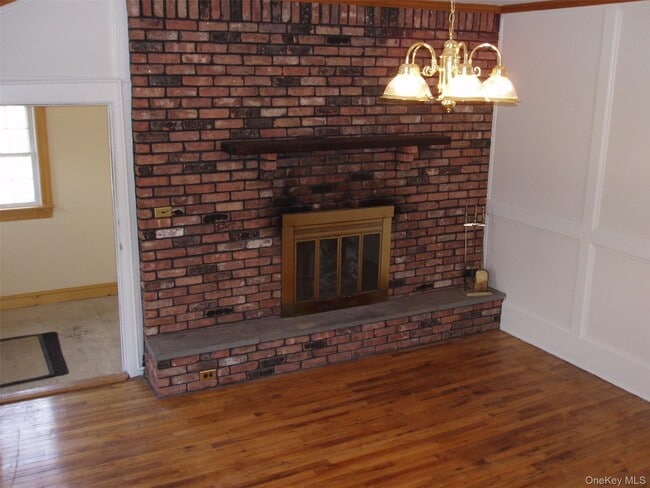 Photo - 953 Ripley Ln