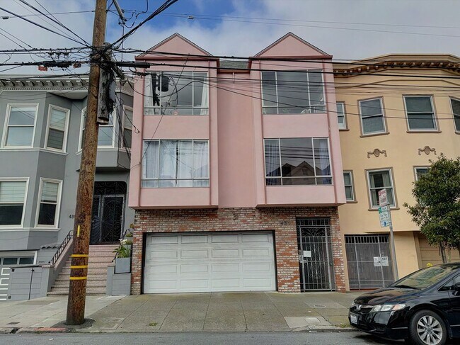 3 Bed, 2 Bath Inner Richmond District Apar... - 3 Bed, 2 Bath Inner Richmond District Apar... House