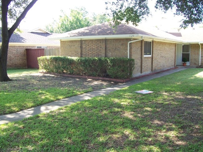 Photo - 1120 Southwestern Dr Casa