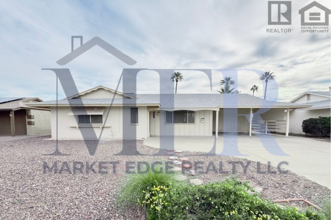 Building Photo - 2Bed/2Bath House in Sun City on Golf Course! Ready for Immediate Move-In!