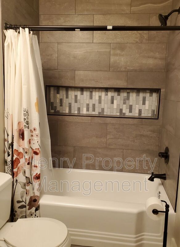 Photo - 309 Webster St