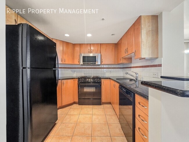 Photo - Fantastic 2 Beds+ Den, 2 Baths Apartment/Condo | No Pets Allowed Unit 1401