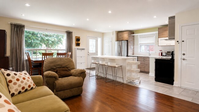 Photo - 59 Mitcham Dr