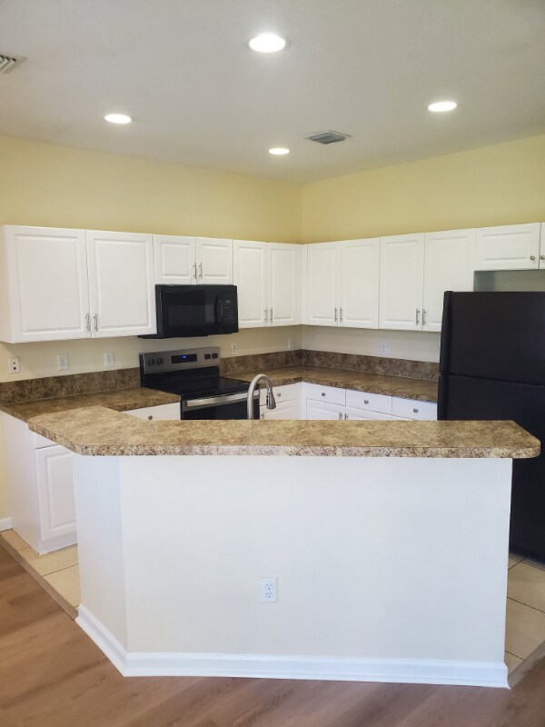 967 Abaco Ln