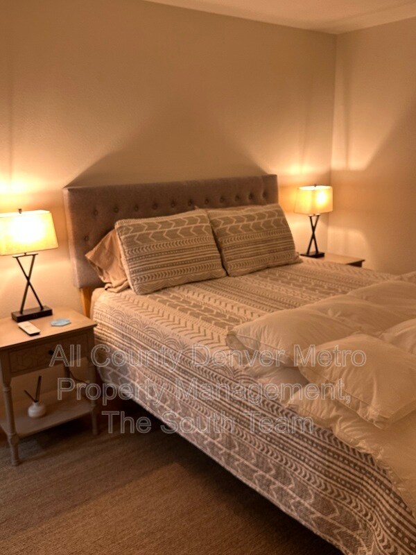 Photo - 1547 W Briarwood Ave