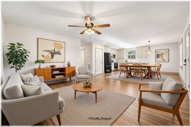 Photo - 300 Cottage Hl Ct