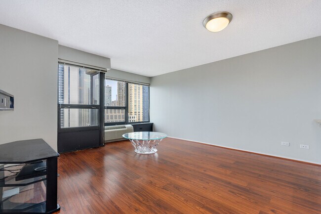 Photo - 30 E Huron St Unit 2308