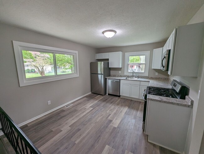 Photo - Lovely Renovated 3 Bedroom / 1 Bath in Portage