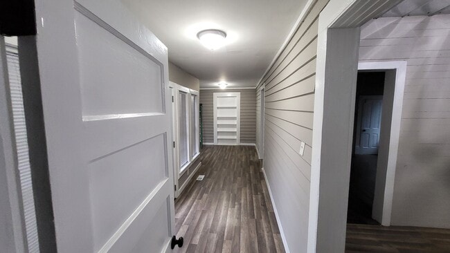 Building Photo - 211 West Dr Rental