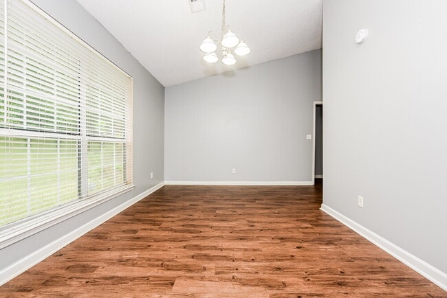 Photo - 1577 Red Briar Way Casa