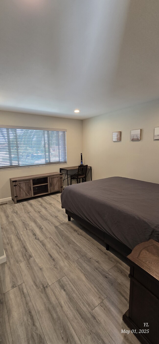 Building Photo - 503 Yorkshire Dr Rental