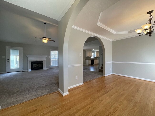 Photo - Immaculate and Move In Ready on Newport!