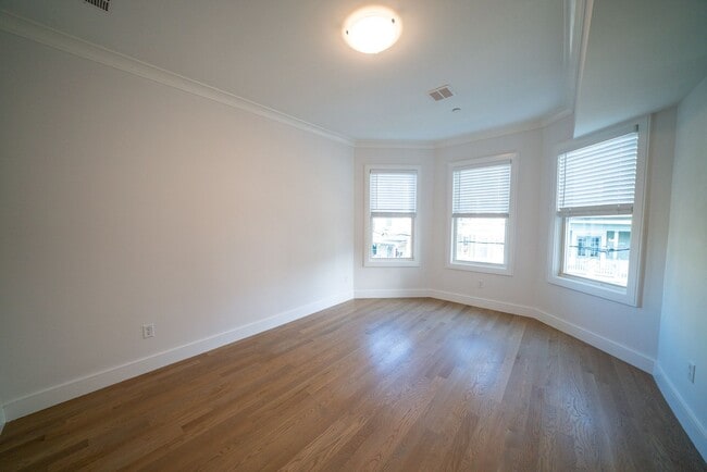 Photo - 37 Calumet St Unit 2