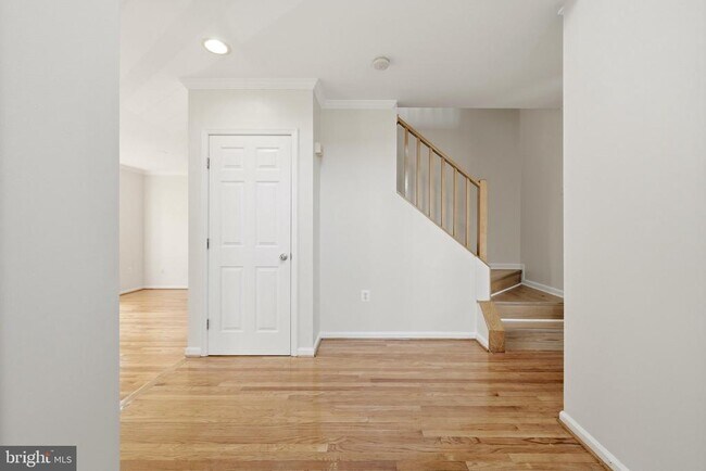 Photo - 45805 Marlane Terrace