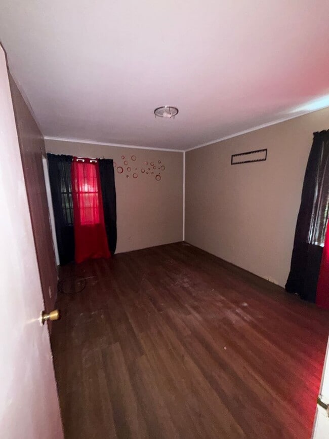 Photo - 3br 2 bath home on large lot