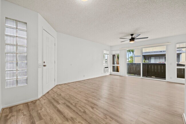 Photo - 91-284-284 Hanapouli Cir