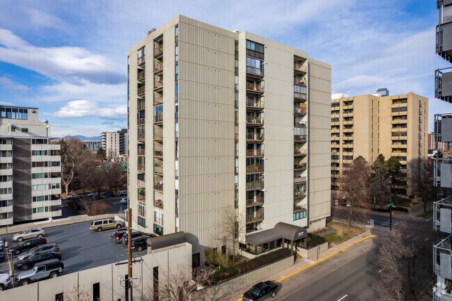 Governor's Park Condominiums