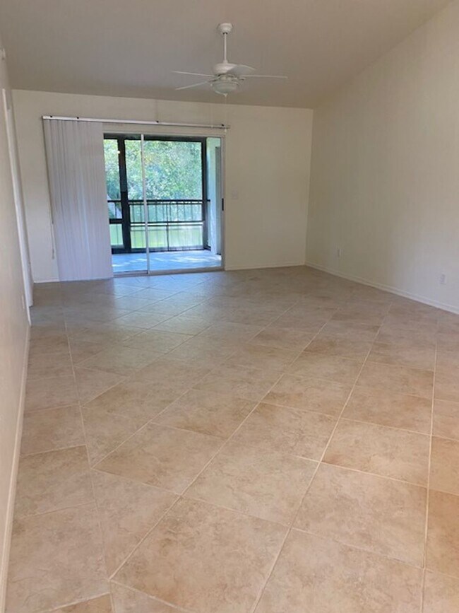 Photo - 2 Bedroom 2 Bathroom 2nd floor condo in Cr...