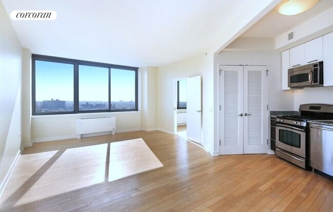 Photo - 230 Ashland Pl Condo