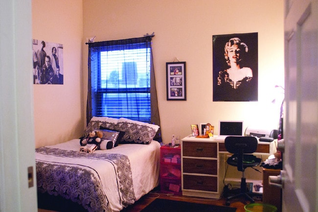 Bedroom - 18 W State St Unit 18 1/2
