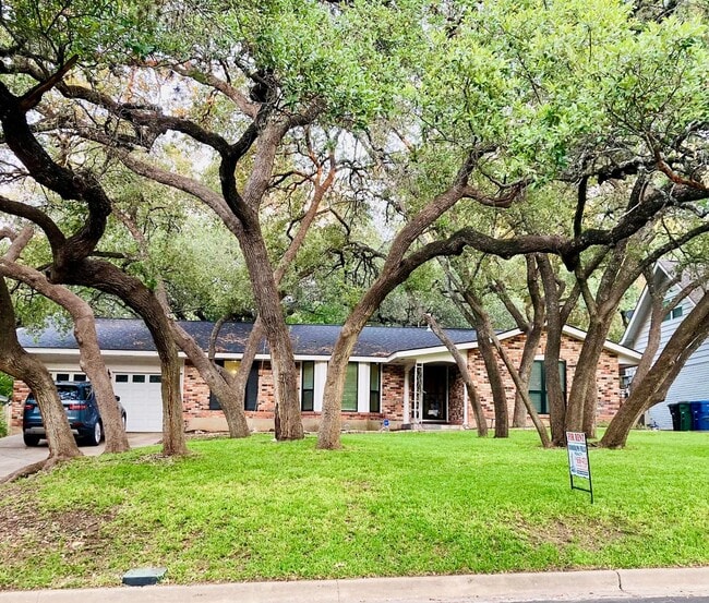 Building Photo - 11414 Raindrop Dr