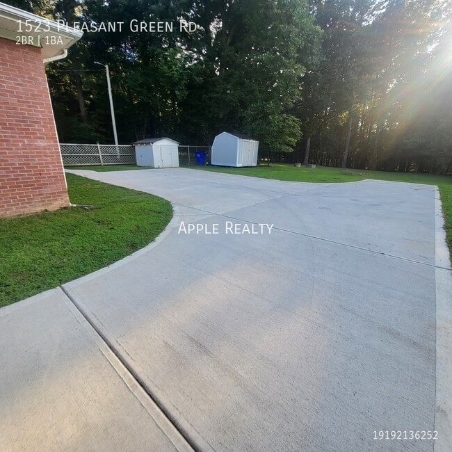 Photo - 1523 Pleasant Green Rd