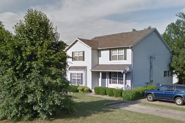 Building Photo - 109 Cunningham Pl Unit B