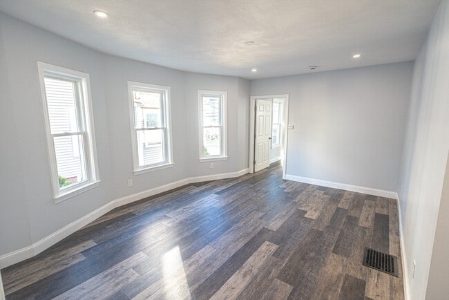 Photo - 10 Rockwell Terrace Unit 1