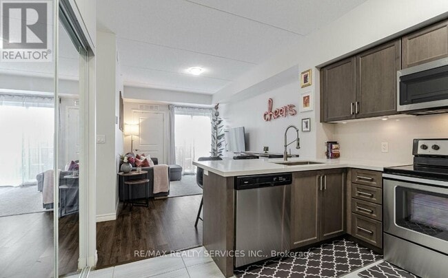 Photo - 630 Sauve St Unit 510