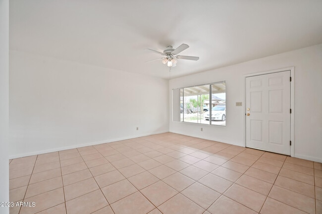 Photo - 6238 N 10th St