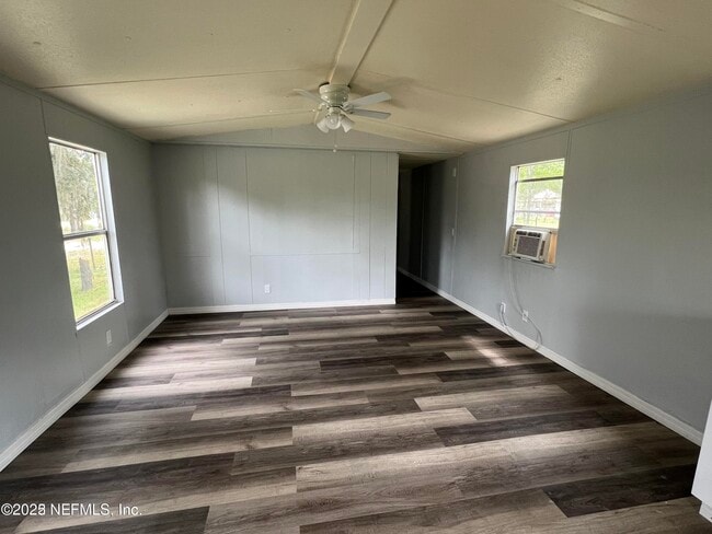 Photo - 105 Rhine St
