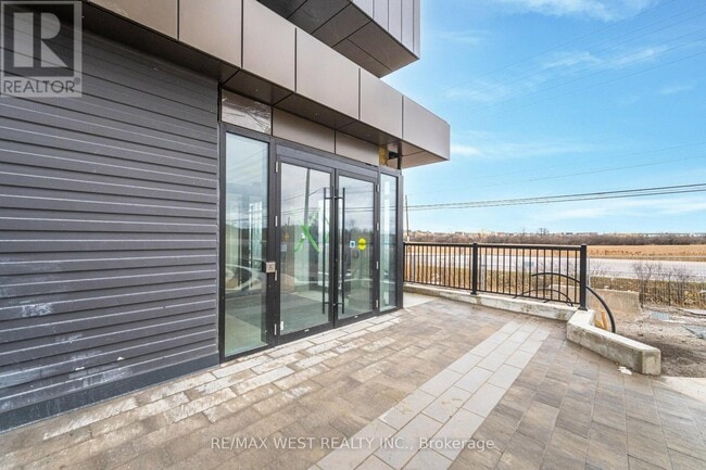 Photo - 335 Wheat Boom Dr. Unité 311