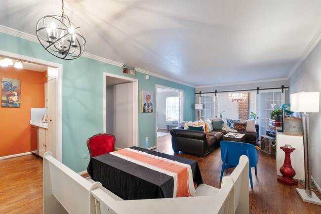 Photo - 7575 Katy Fwy Unidad 102