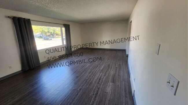 Photo - Spacious 3BD/2BA Duplex with Garage in Prime West End Location! Unit 1904