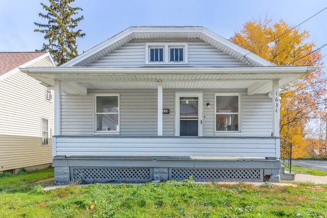 Single Family Home - Single Family Home