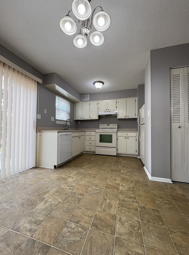 Kitchen - 9235 Nieman Rd Townhome