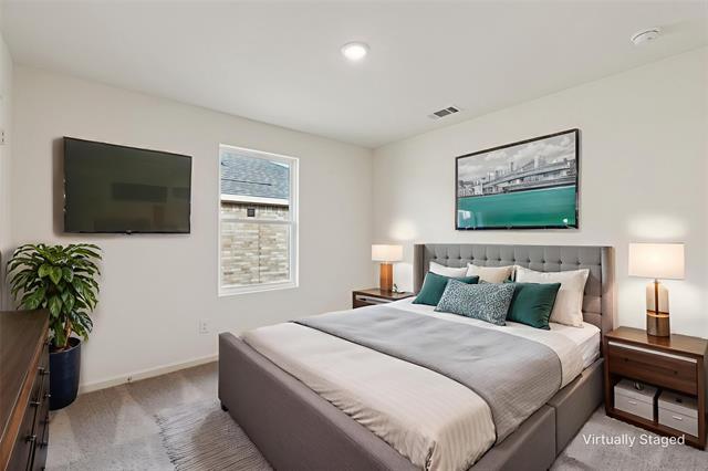 Photo - 14119 Donahue St