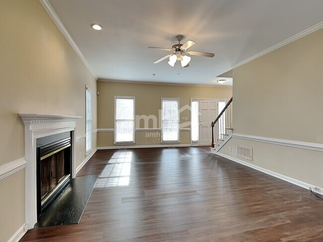 Photo - 2510 Regents Park Lane