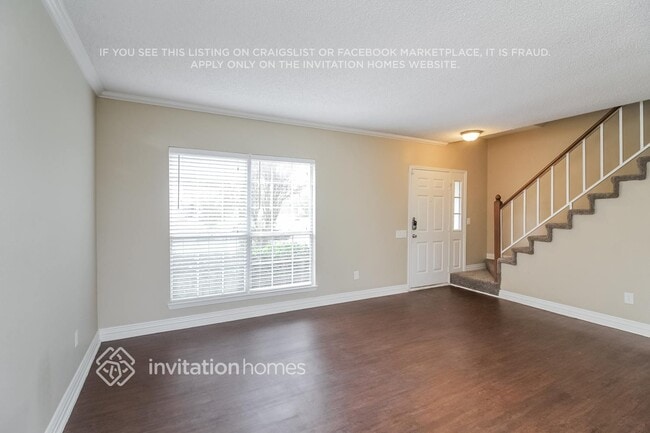 Photo - 411 Merritt St