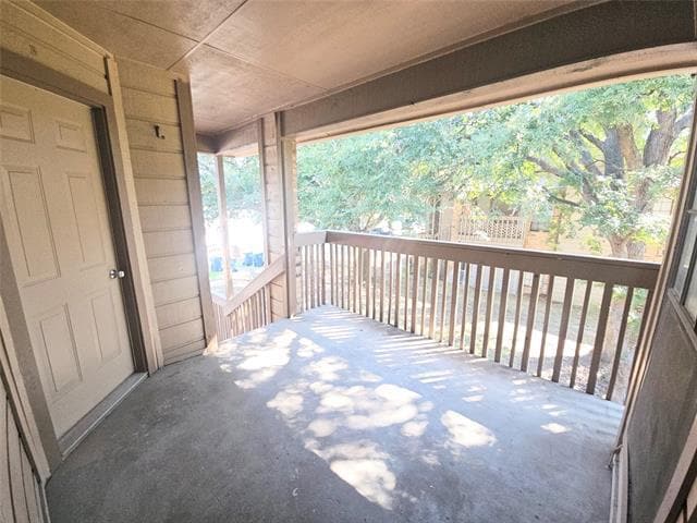 Photo - 508 E Denton Dr