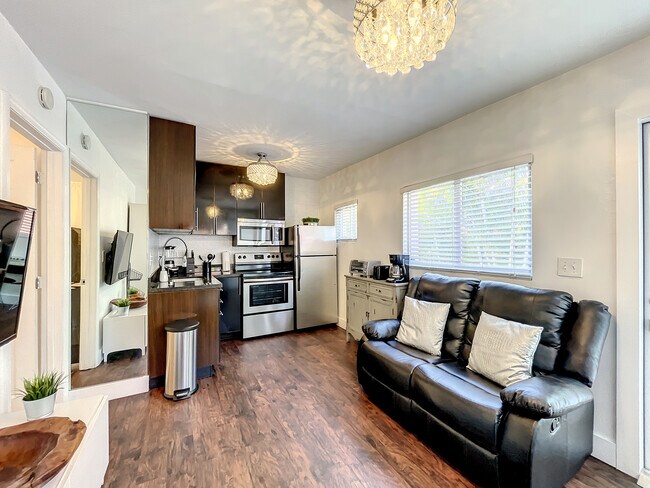 Photo - 2660 SW 36th Ave Unit C