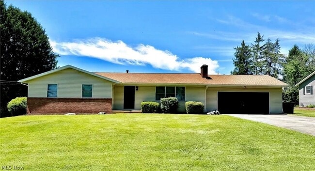 Building Photo - 225 Anthony Ln