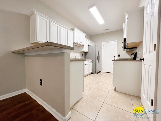 Photo - Beautiful townhome in the heart of Niceville!