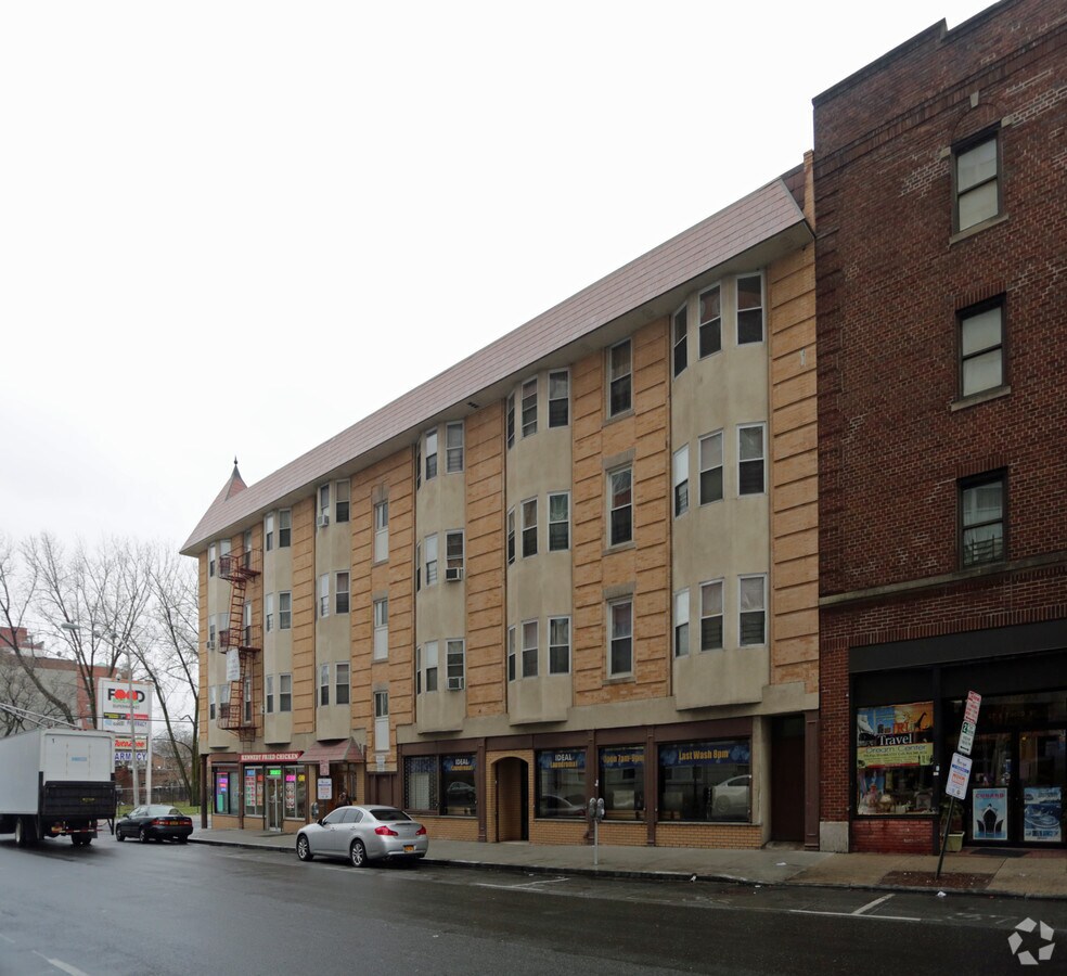 23 E 3rd St - 23 E 3rd St