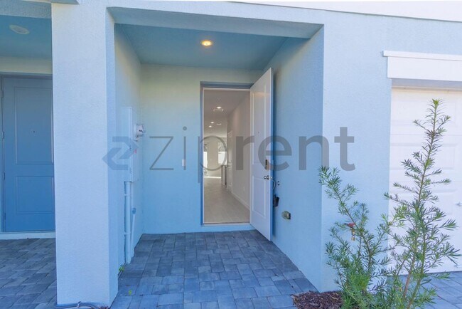 Photo - 458 Salisbury Cir