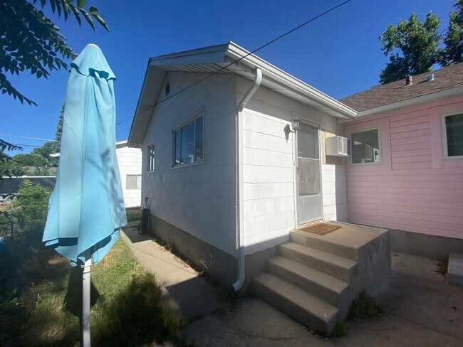 Photo - Amazing 1 bedroom ADU right near D.U.