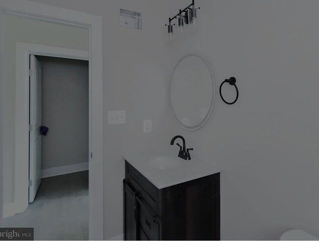 Photo - 1 Ayrwood Ln